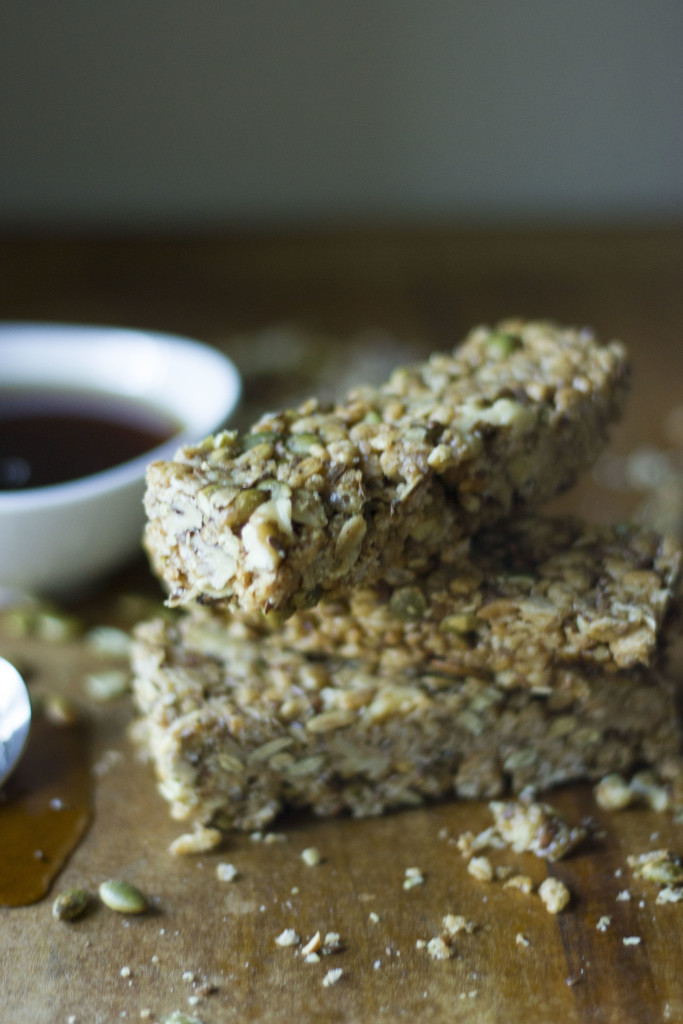 maple_pumpkin_seed_protein_bars_2